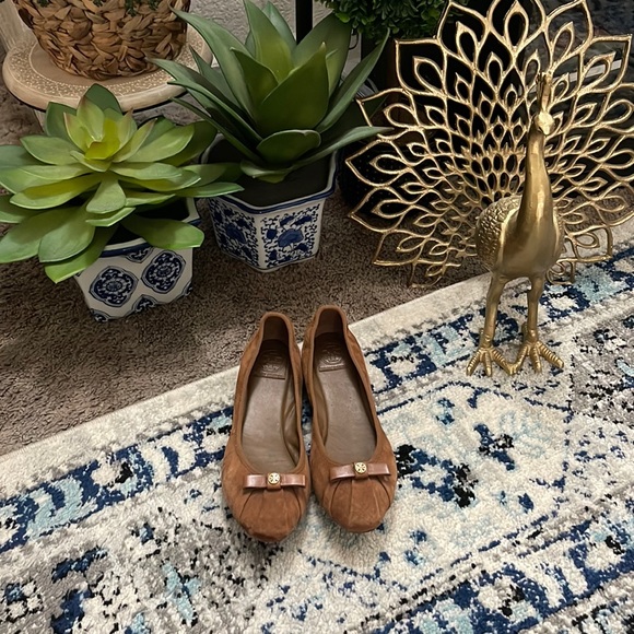 Tory Burch Marion Suede Leather Brown Flats Shoes sz 9M - Picture 2 of 16